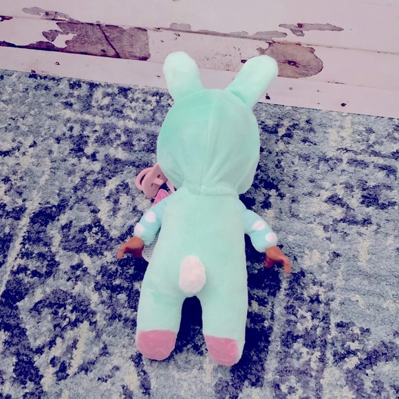 Cry Babies Tiny Cuddles Bunny Cindy - Picture 6 of 7